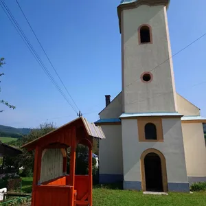 Altánok s informačnou tabuľou